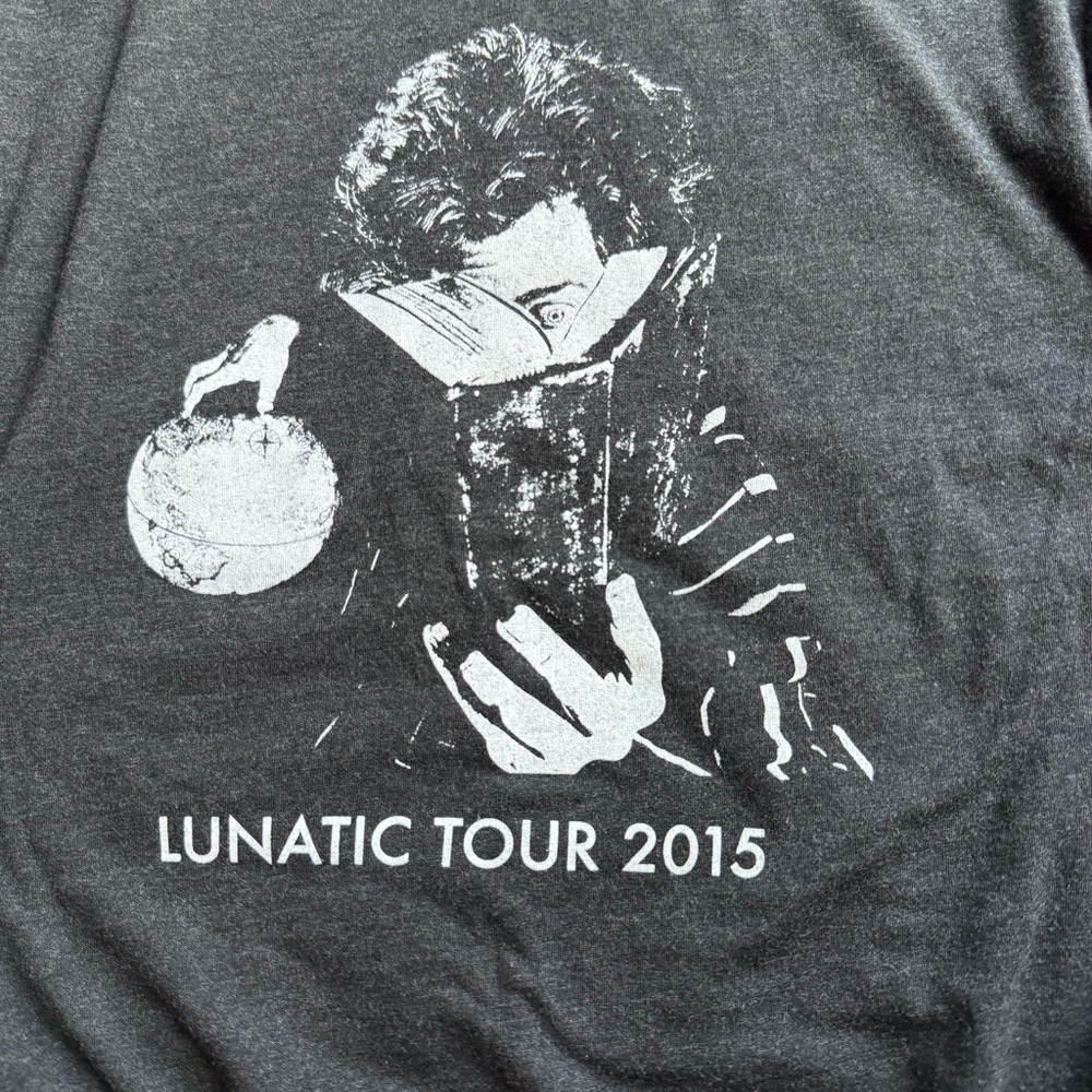 Lunatic Tour 2015 Graphic T-Shirt Charcoal Women’s Size S Band Tee - Picture 3 of 4